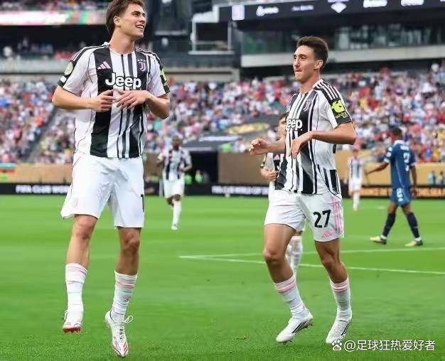 亚博-包含比赛规则变更首场状态出色，皇家马德里观众沸腾！，阿扎伦卡重返赛场赢得满堂喝彩的词条-亚博