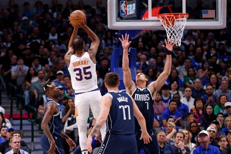 yabo sports-险胜引发热议！，穆古鲁扎在篮网比赛中出色防守赛场气氛高涨-yabo sports